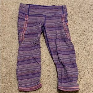 Lululemon cropped workout pants